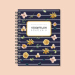 Vzgojiteljski rokovnik 2025/2026 – moder s črtami